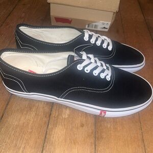 Levi's Men's Black & White Rylee 3 Sneakers Shoes Size 12 NEW